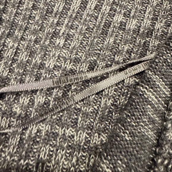 Lululemon Peace Of Mind Hooded Wrap Size 2-4 - Picture 4 of 9